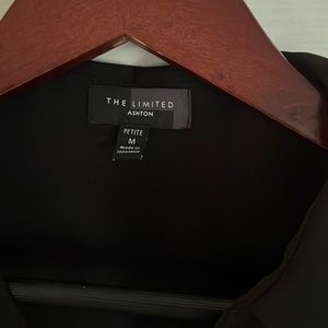 The Limited Ashton black button down sleeveless blouse. Size petite M.